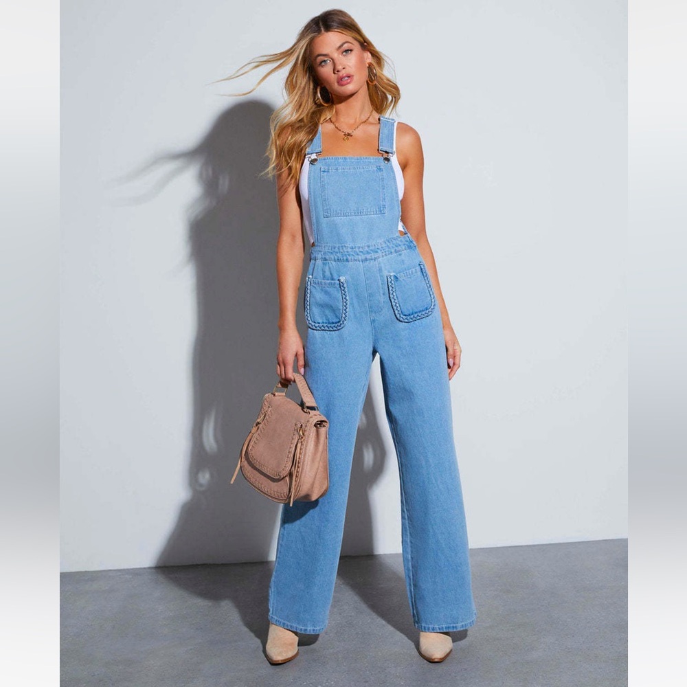 merissa wide leg overalls from Vici - Picture 2 of 8